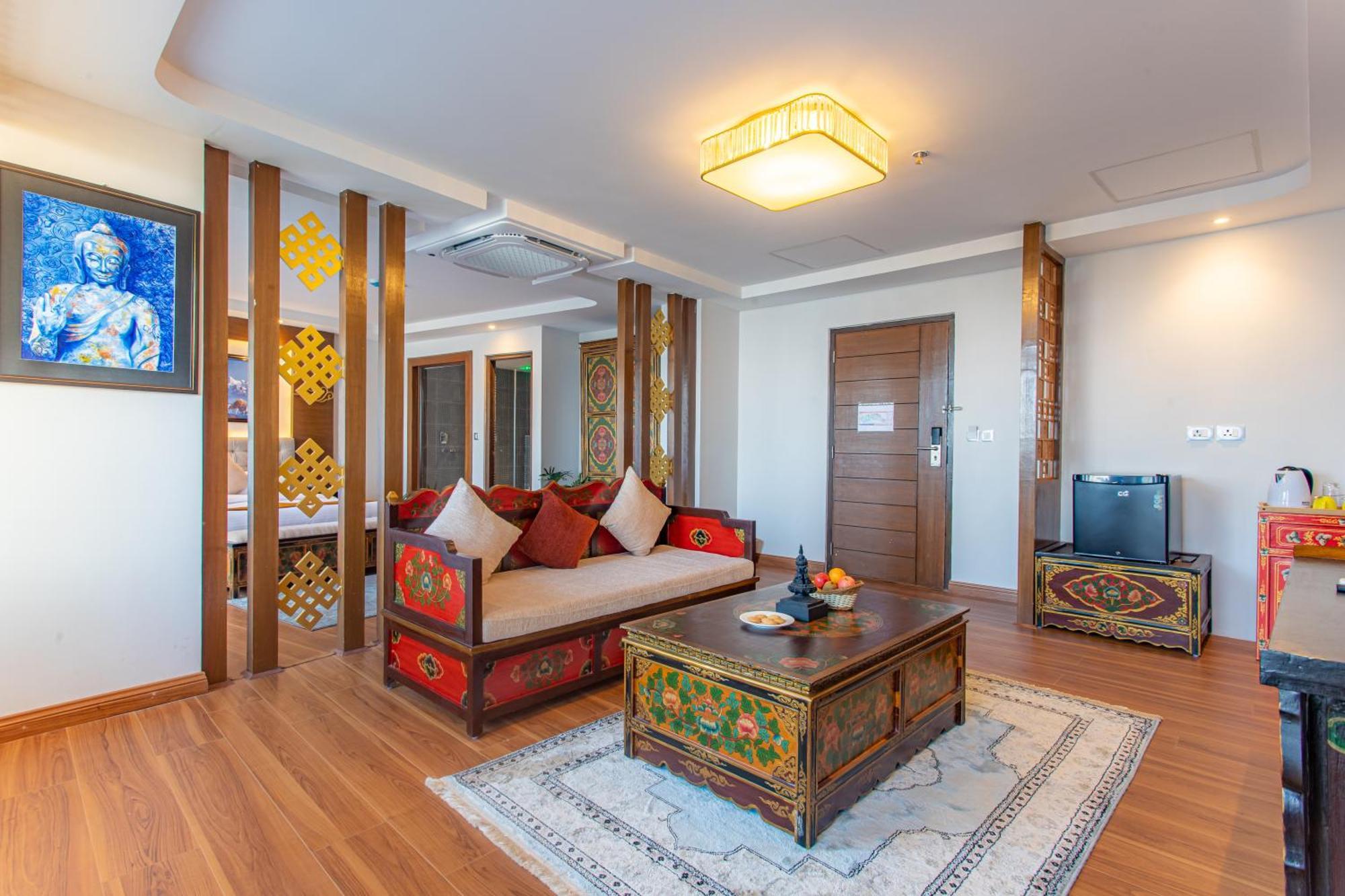 Hotel Sarathi 图利凯尔 外观 照片